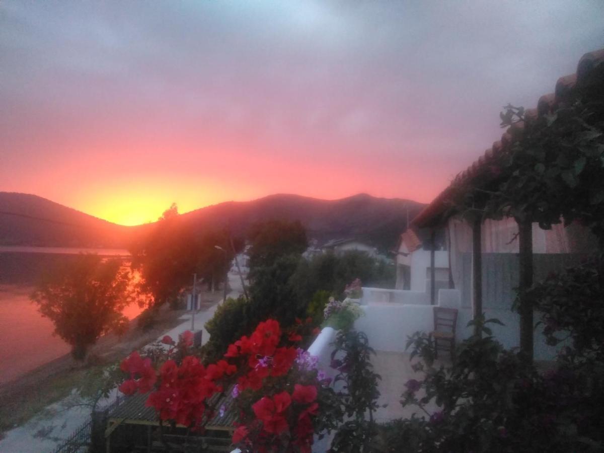 Meli-Ios Guest House Almiropótamos Екстериор снимка